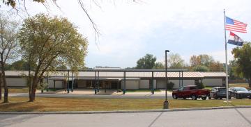 Boonslick School Front